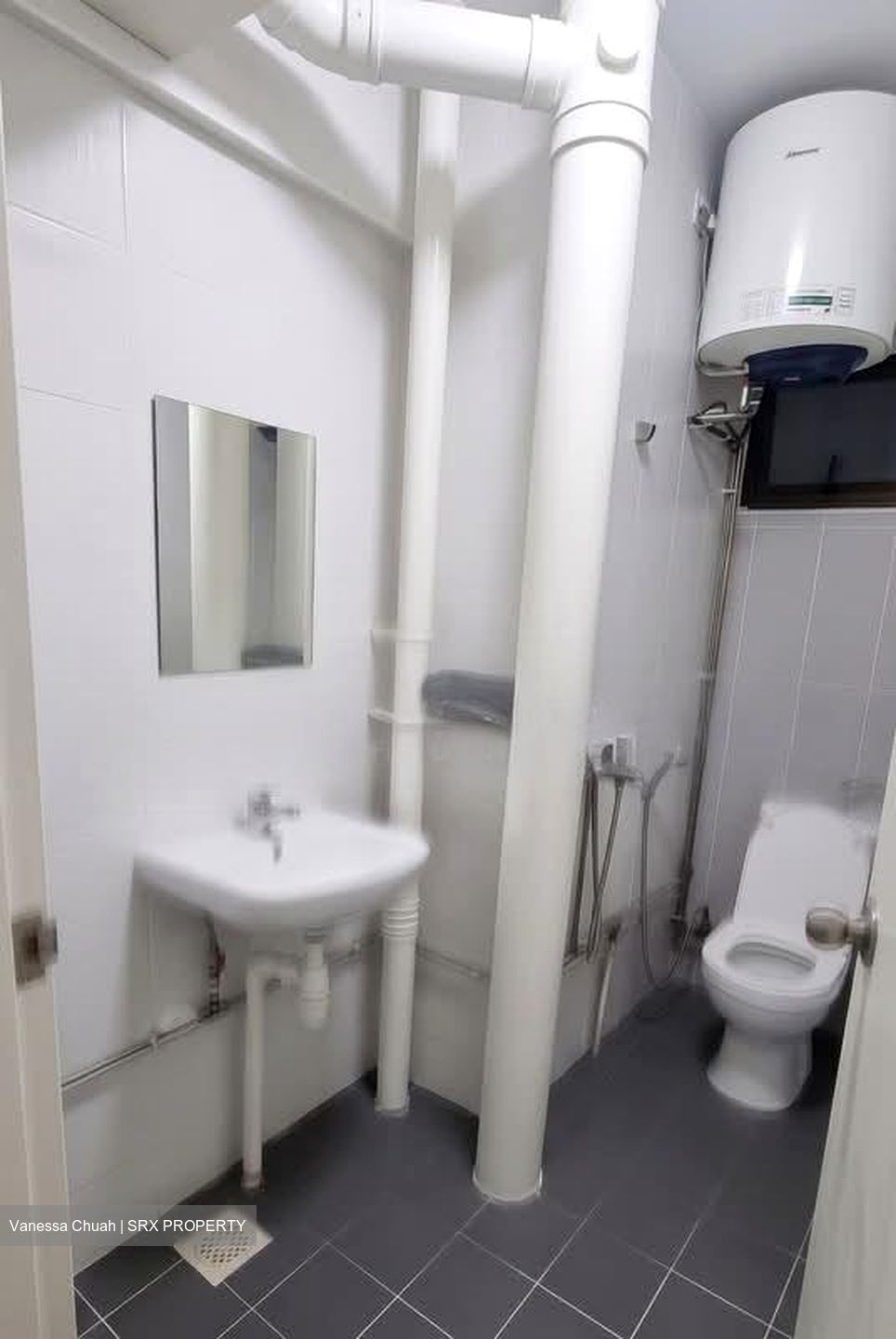 Blk 410 Jurong West Street 42 (Jurong West), HDB Executive #574548331